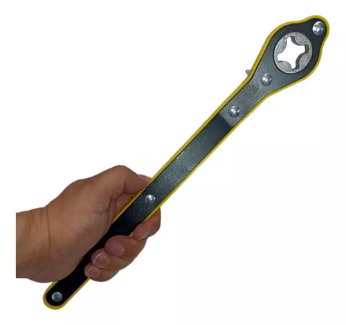 LlaveCruzada™ - Herramienta compatible para cualquier gato.